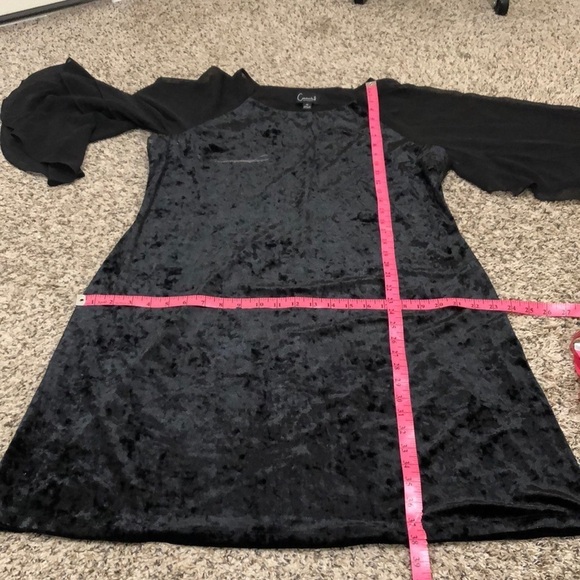 Connected Apparel Dress Size 16 Black Velvet Flutter Caplet Sleeve - Picture 11 of 11